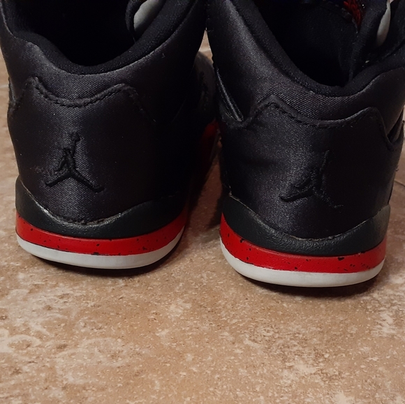 Air Jordan 5 Retro "Satin" Toddler Sneakers Sz. 5c - Picture 3 of 4